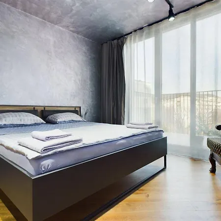Luxury In Building K55 With Free Garage 瓦爾納